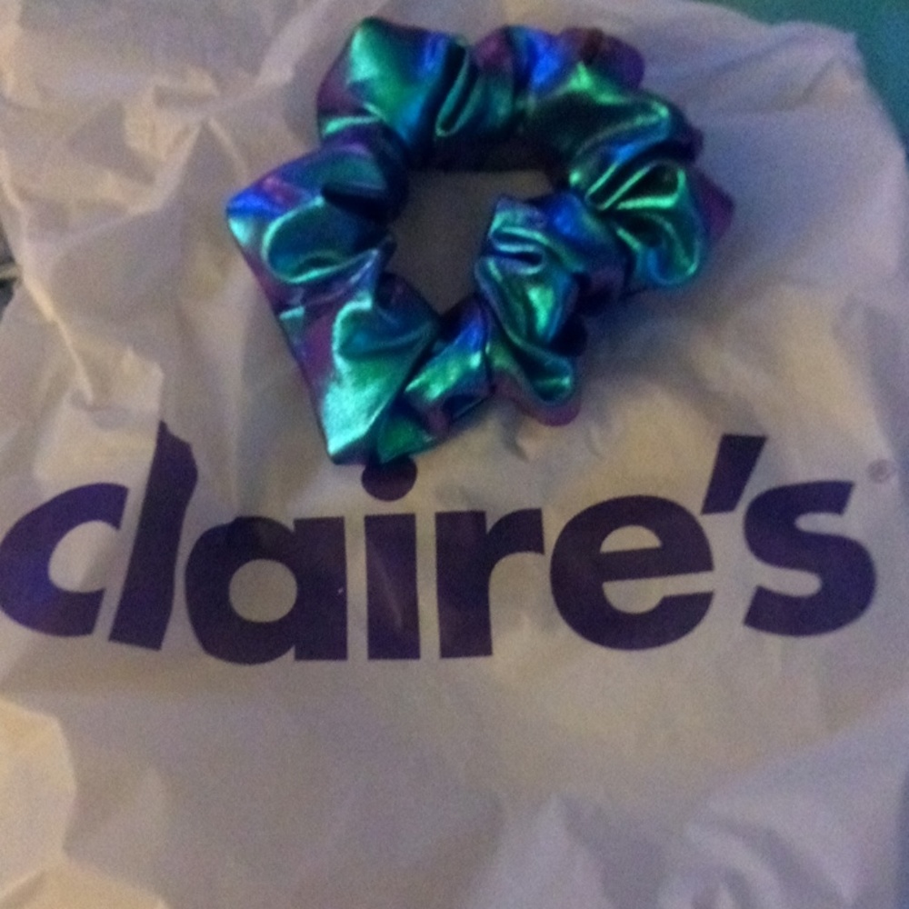 Scrunchie - Picture 2 of 2